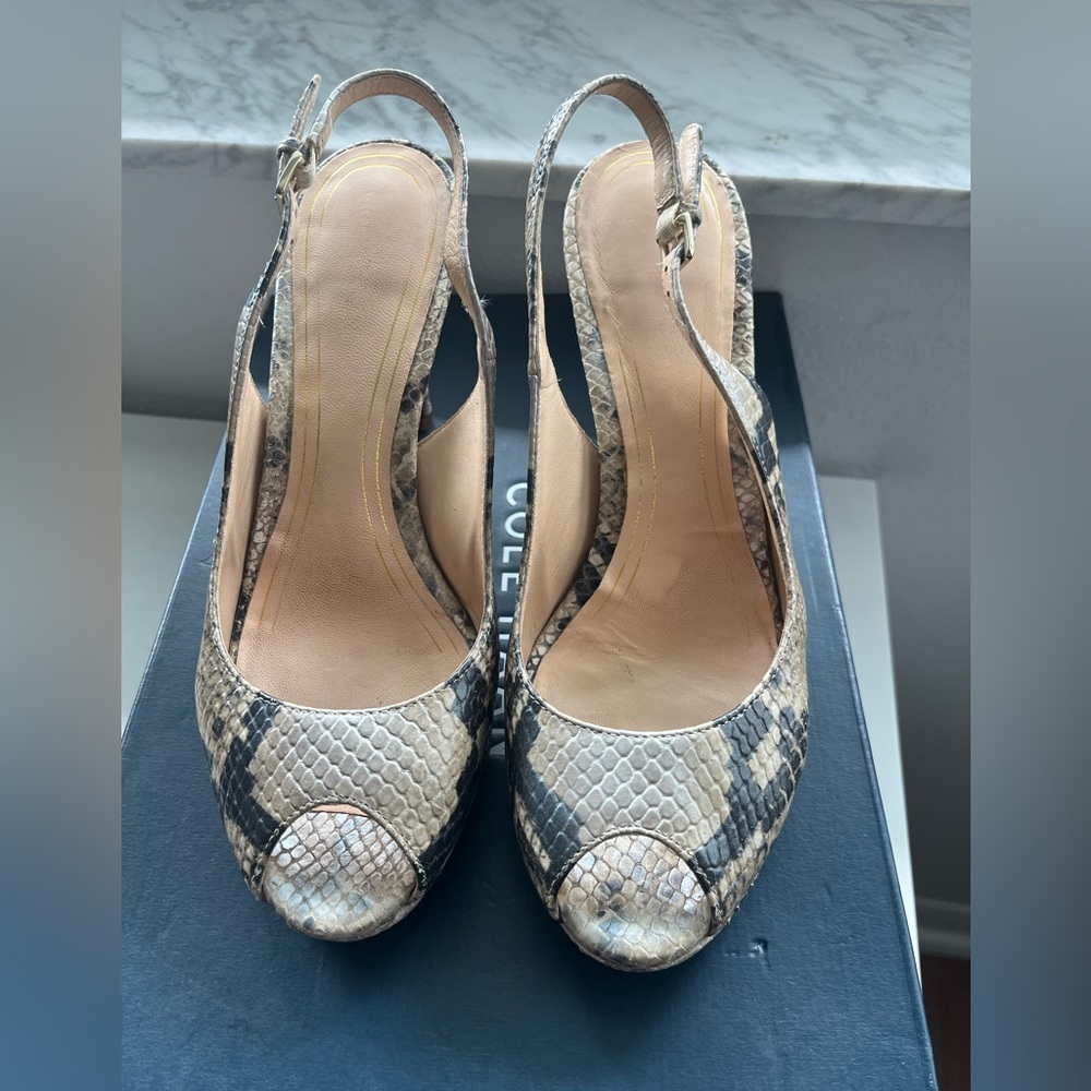 COLE HAAN NikeAir Embossed Faux Snakeskin Peep Toe Slingback Pumps 6 B